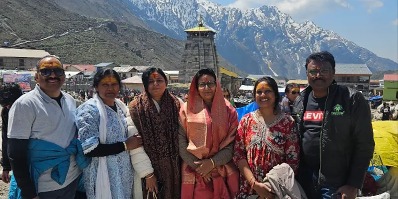 chardham-yatra-by-helicopter-slide-12